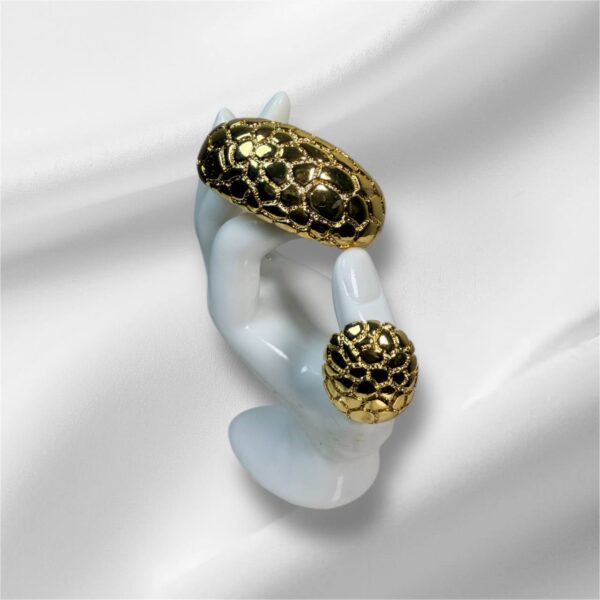 18K ITALIAN GOLD BANGLES WITH RINGS