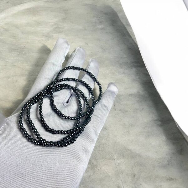 #148 BLACT TINY BALL BRACELETS (4pcs)