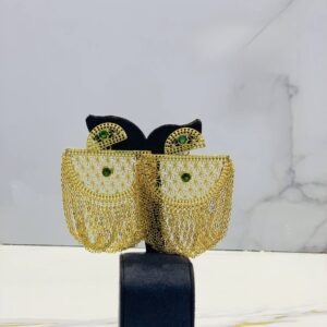 CHARMING CLIP EARRINGS