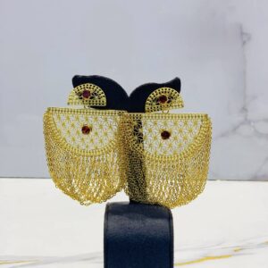 CHARMING CLIP EARRINGS