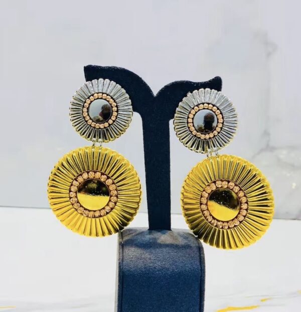 2 TONE CLIP EARRINGS