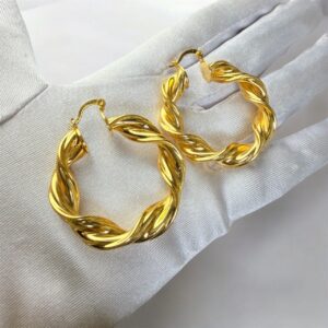 EVERYDAY EARRINGS WEAR