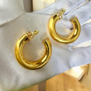 EVERYDAY EARRINGS WEAR