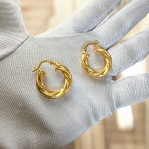 EVERYDAY EARRINGS WEAR