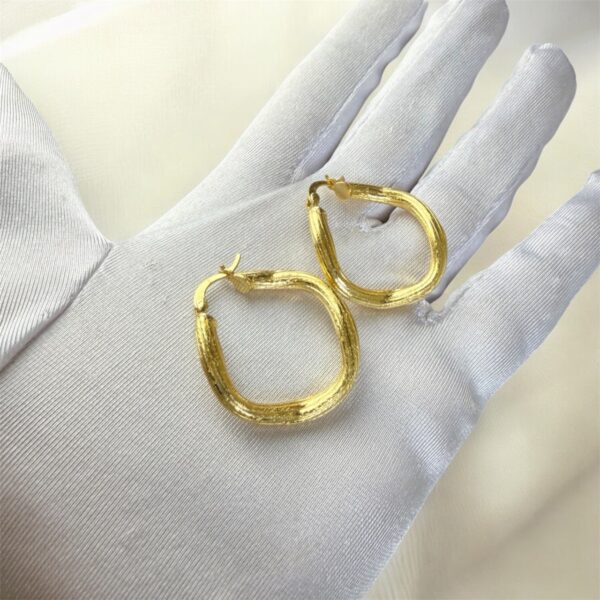 EVERYDAY EARRINGS WEAR