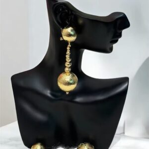 DROPPED CLIP EARRINGS