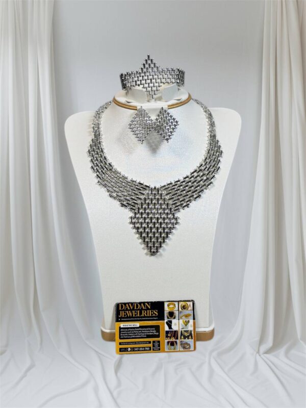 #32 18K ITALIAN WHITE GOLD PLATED (4pcs)