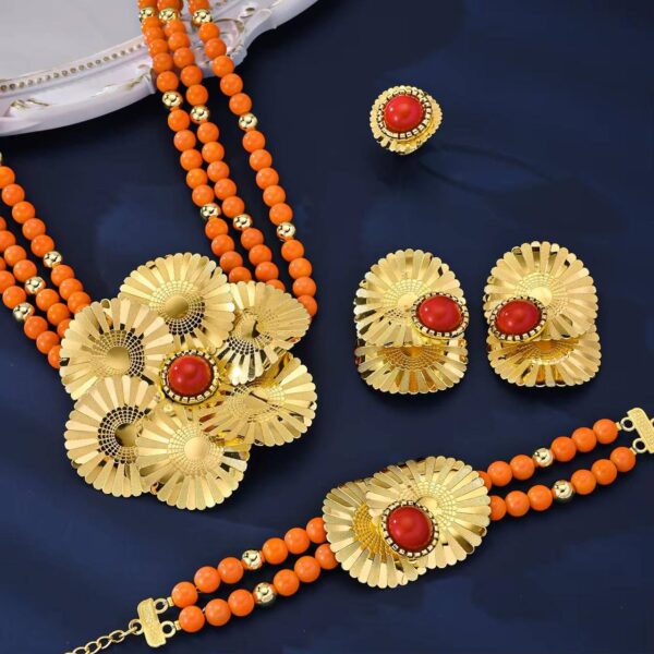 LUXURY PEARL CORALPARTY SET