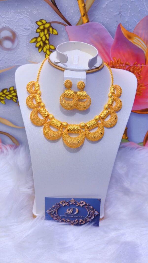 temp_image_9BC8CA55-A6B6-472D-BDB8-254327D3B480 Saudi Gold Plated (2pcs)