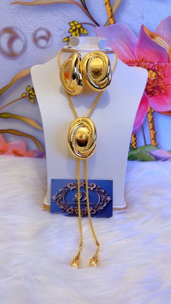 Adjustable Necklace with earrings