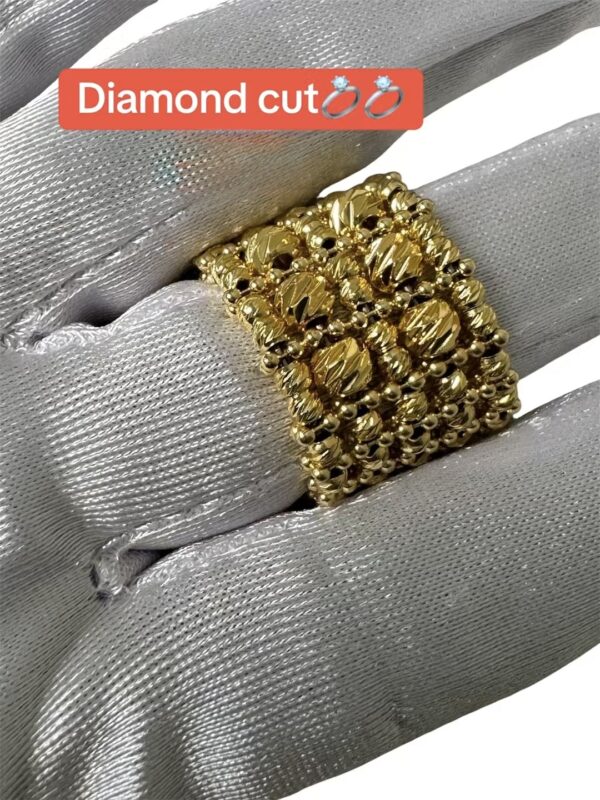 temp_image_F0488AC9-0FB0-4AA9-B5E7-38C25E97021C Diamond Cut Rings( One Size)