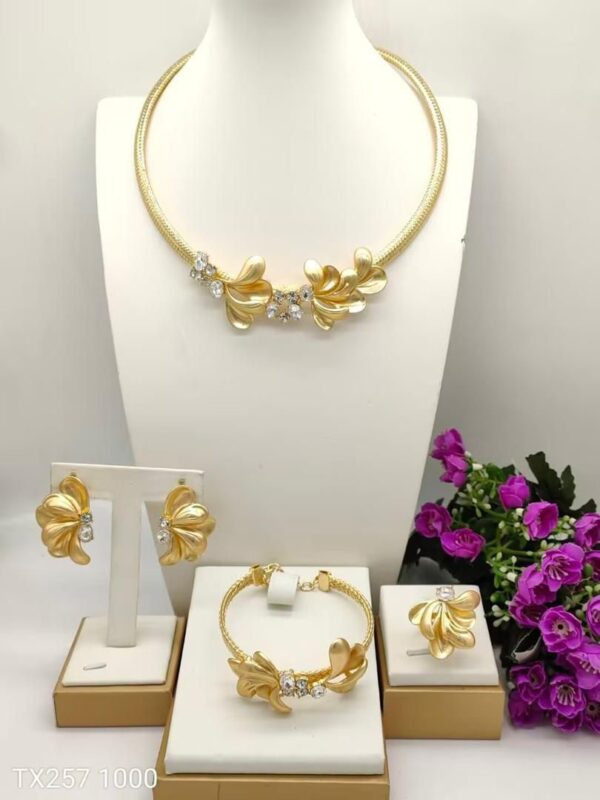 DJ011(4pcs party sets)