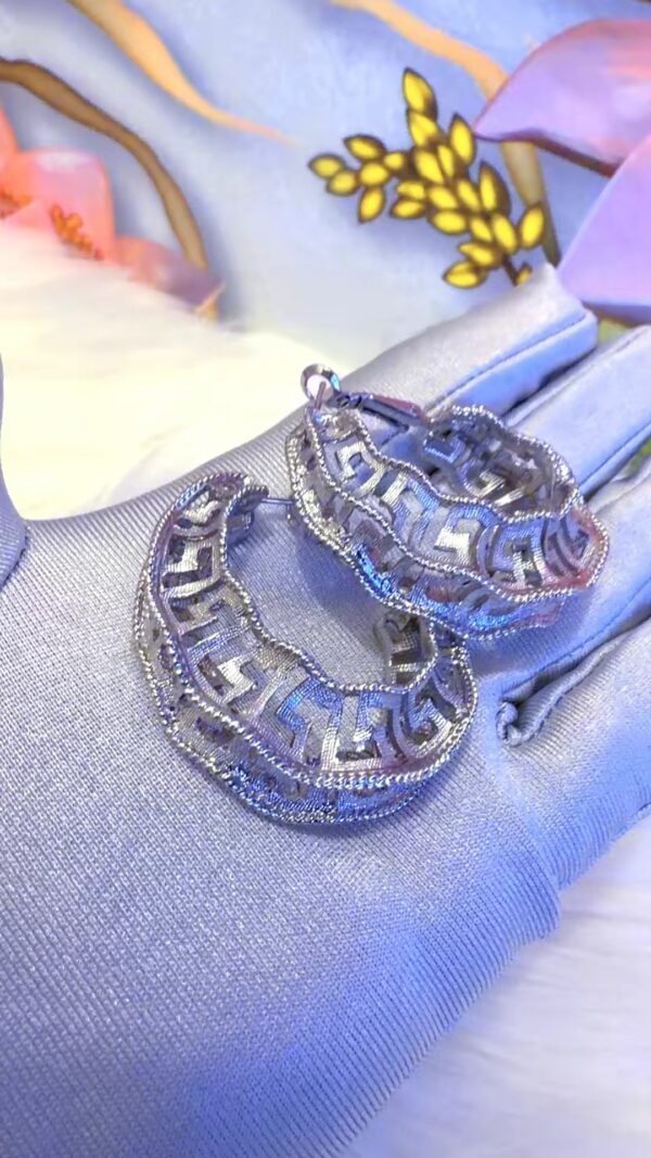 Trendy gold earrings for women perfect for everyday wear