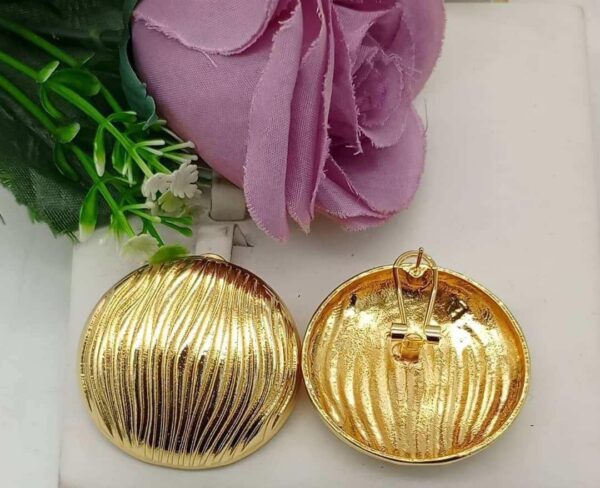 DJ007 Bold Clip Earrings