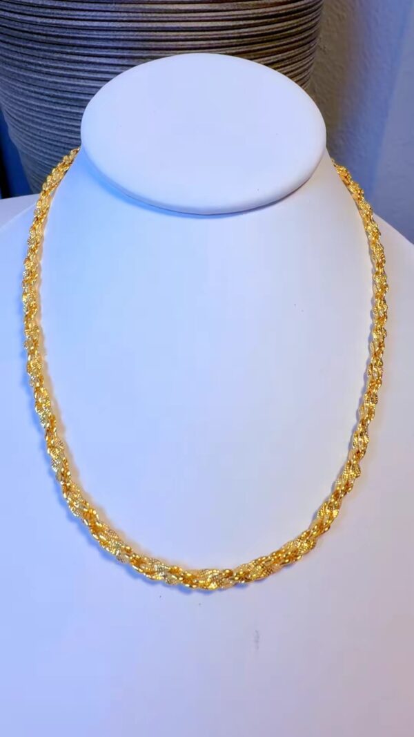DJ100(16’’ Female Necklace )